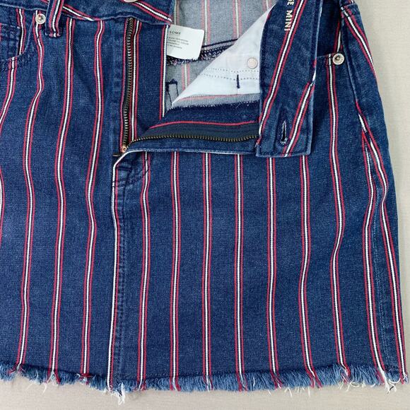 American Eagle Striped Mini Denim Jeans Skirt Raw Hem Stretchy Women Size 6 Blue - Picture 4 of 11